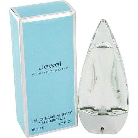 jewel alfred sung perfume